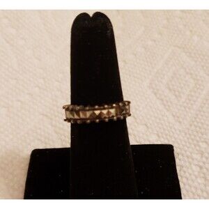 Sterling w Marcasite Eternity band Preowned  Size 6 Marcasite are halfway around